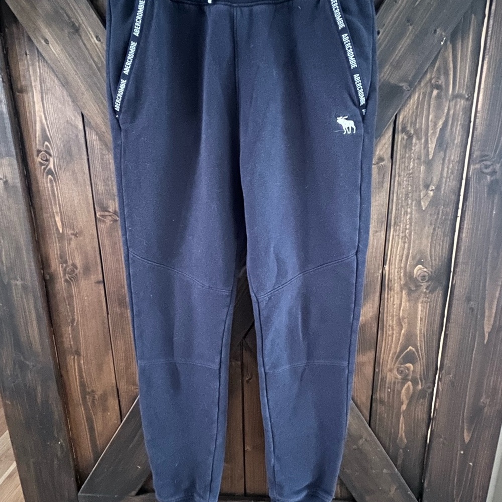 Abercrombie & Fitch Men's Dark Blue Joggers
